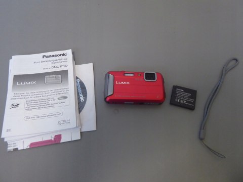 Aparat cyfrowy Panasonic DMC-FT30 czerwony