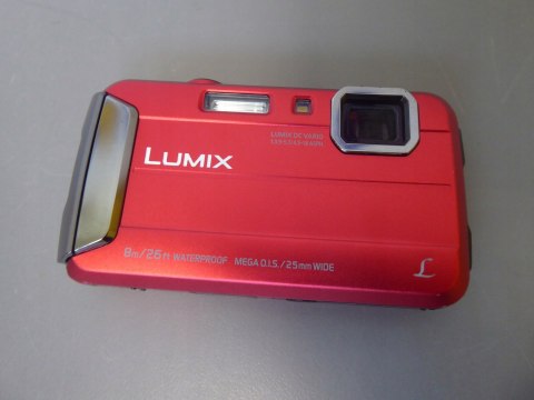 Aparat cyfrowy Panasonic DMC-FT30 czerwony