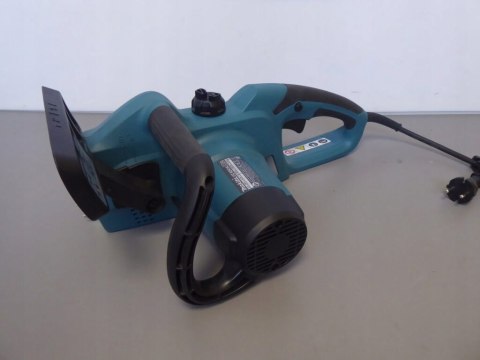 Piła łańcuchowa Makita 1800 W / 2,34 KM