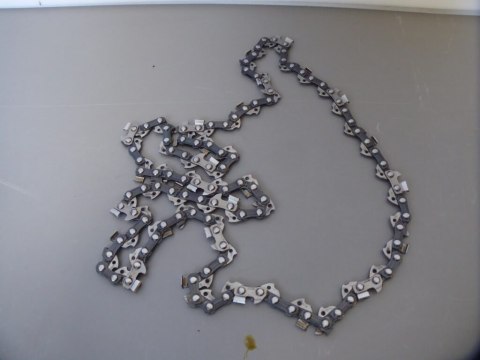 Piła łańcuchowa Makita 1800 W / 2,34 KM