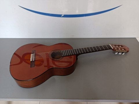 Gitara klasyczna Yamaha cs40 Typu Jazz Praworęczna
