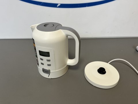 CZAJNIK ELEKTRYCZNY RUSSELL HOBBS 21150-70 2200W!