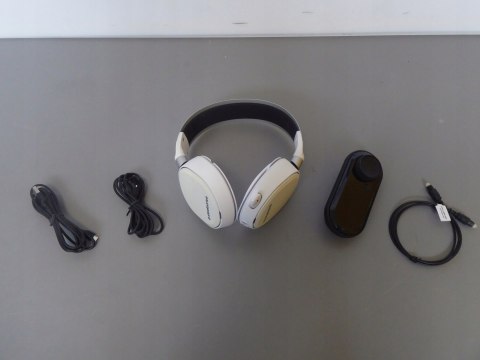 Słuchawki nauszne Steelseries Arctis Pro + gameDAC