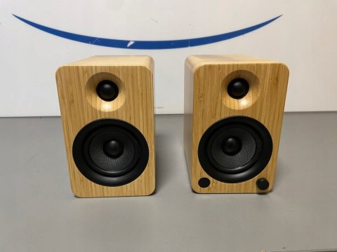 Kanto YU4 BAMBOO Bluetooth Powered Speakers - 140 Watts ZDJĘCIA W AUKCJI Kanto YU4 BAMBOO Bluetooth Powered Speakers - 140 Watts ZDJĘCIA W AUKCJI