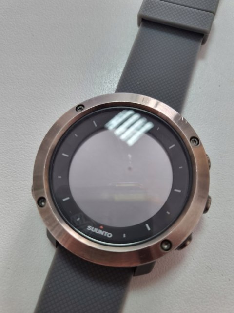 Suunto Traverse Zegarek SS021843000 Black GPS -- SZARY PASEK --- KOMPLET -