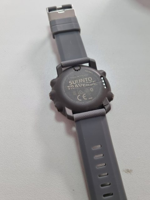 Suunto Traverse Zegarek SS021843000 Black GPS -- SZARY PASEK --- KOMPLET -