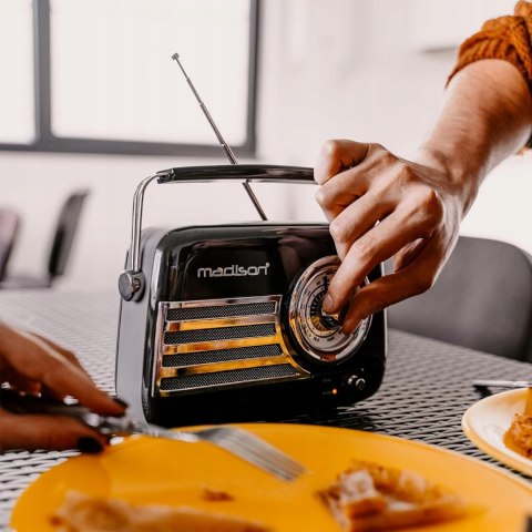 Radio sieciowo-bateryjne FM Madison FREESOUND-VR40B