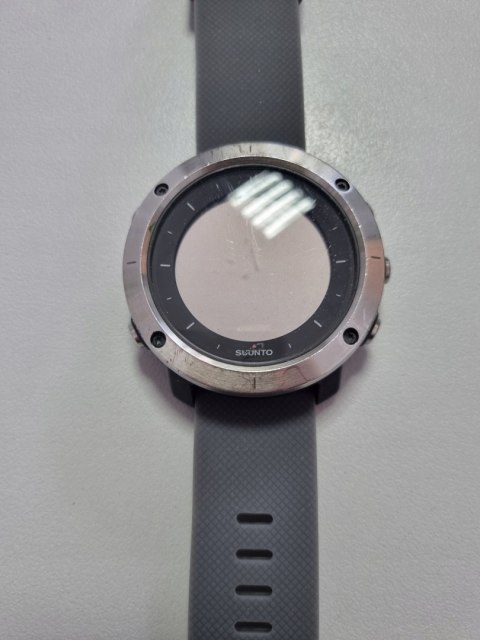 Suunto Traverse Zegarek SS021843000 Black GPS -- SZARY PASEK ---