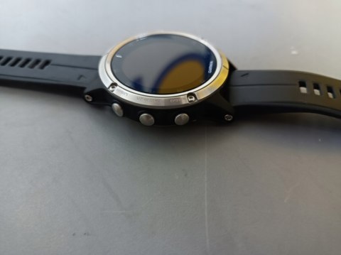 Garmin fenix 5 Plus zegarek sportowy Stal nierdzewna URUCHAMIA SIĘ