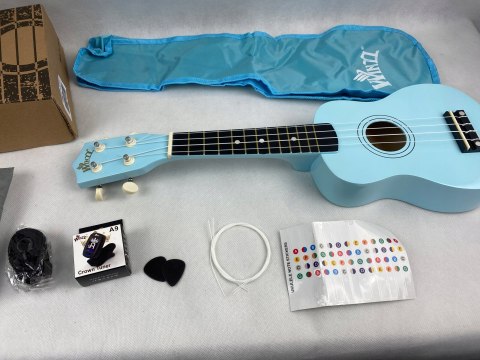 Zestaw Ukulele sopranowe Winzz dla początkujących - niebieskie AU01L-BL Zestaw Ukulele sopranowe Winzz dla początkujących - niebieskie AU01L-BL