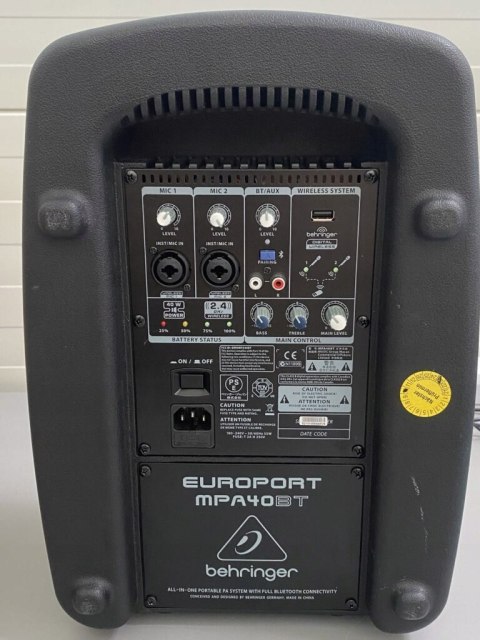 Zestaw nagłośnieniowy Behringer MPA40BT - GŁOŚNIK + ZASILACZ