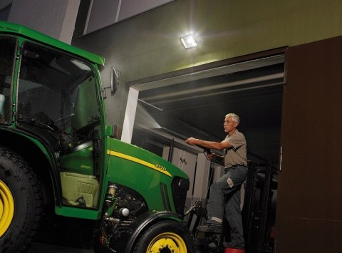 Oprawa oświetleniowa Brennenstuhl L CN 130 IP 65 2100lm