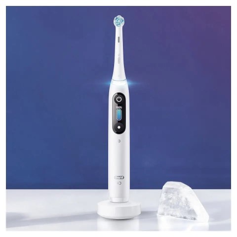 SZCZOTECZKA ORAL-B IO SERIES 8N WHITE ALABASTER