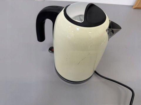 CZAJNIK ELEKTRYCZNY RUSSELL HOBBS 20415-70