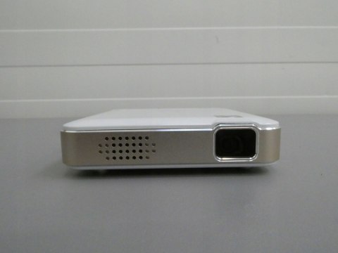 Mini projektor LED Kodak LUMA 150 biały NA BATERIĘ WIFI ZASILANY USB Mini projektor LED Kodak LUMA 150 biały NA BATERIĘ WIFI ZASILANY USB