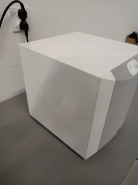 Yamaha NS-SW200 subwoofer aktywny biały piano