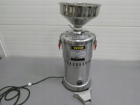 Elektryczna maszyna do masła orzechowego