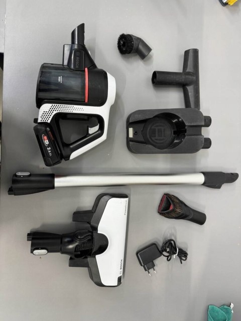 Odkurzacz pionowy Bosch BCS611AM biały