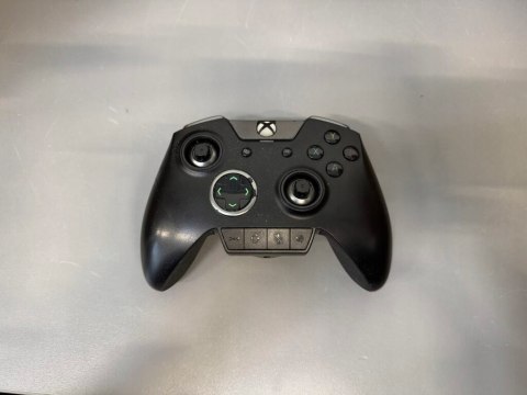 Razer Wolverine Ultimate kontroler pad Xbox PC