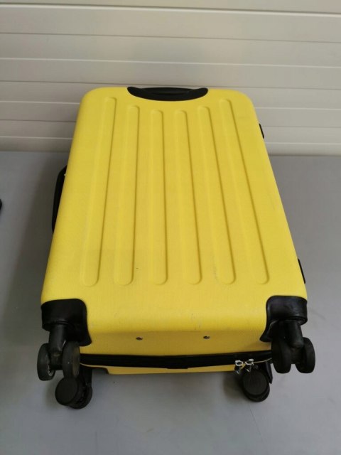 Walizka bagażowa Hauptstadtkoffer 55x35x21 38L