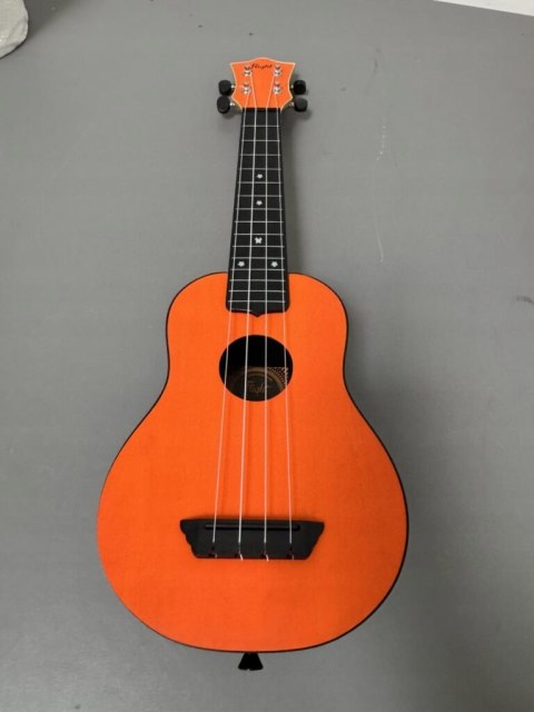 Flight, 4-strunowe ukulele sopranowe Travel Series, pomarańczowe (TUS-35OR)
