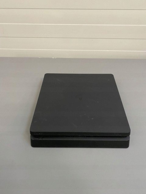 Konsola Sony PlayStation 4 slim czarny