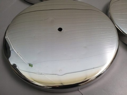 Słupki odgradzające z czerwonym sznurem HaTur 4szt