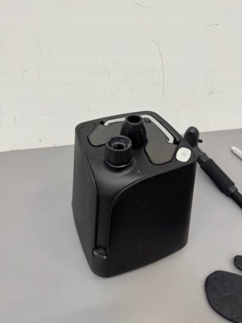 Steamer do ubrań SteamOne H18B 1800 W