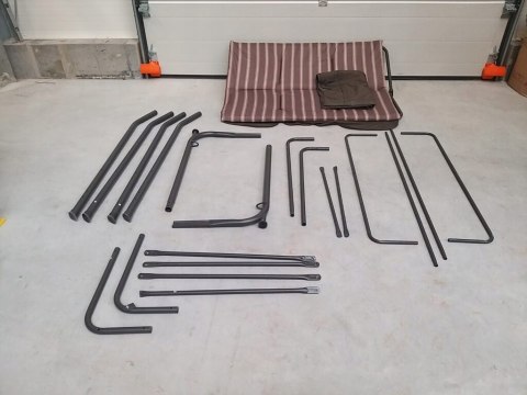 Huśtawka ogrodowa 3 osobowa z baldachimem regulowanym 112 x 160 x 150 cm