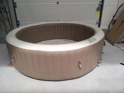 NIECKA JACUZZI Z HYDROMASAŻEM INTEX 28412 EX 8 OSOBOWE 1339 l