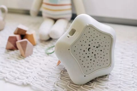 Pozytywka z kojącym światłem nocnym gwiazdki TINY LOVE BOHO CHIC 17 melodii