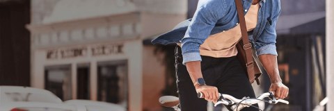 Smartwatch Fitbit Versa 2 różowy