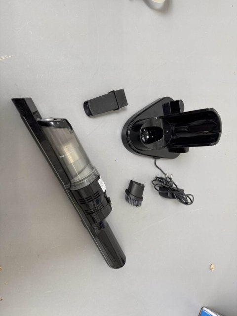 BLACK&DECKER ODKURZACZ RĘCZNY PHANTON DVC320B21