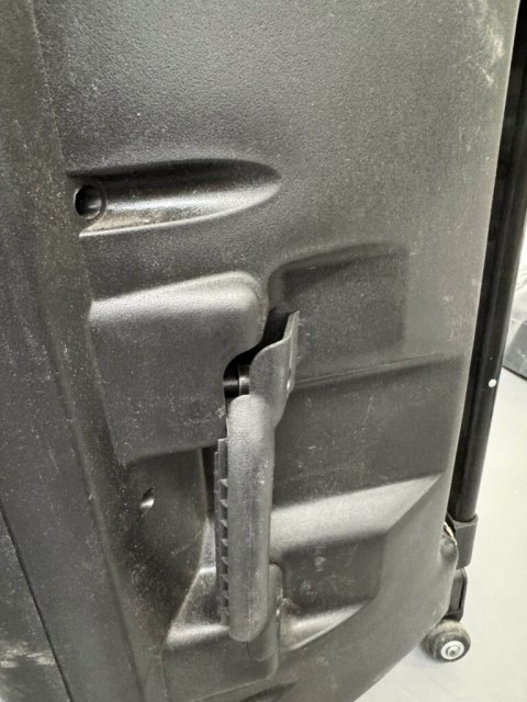 Głośnik przenośny Ibiza Sound PORT15UHF-BT czarny 800 W