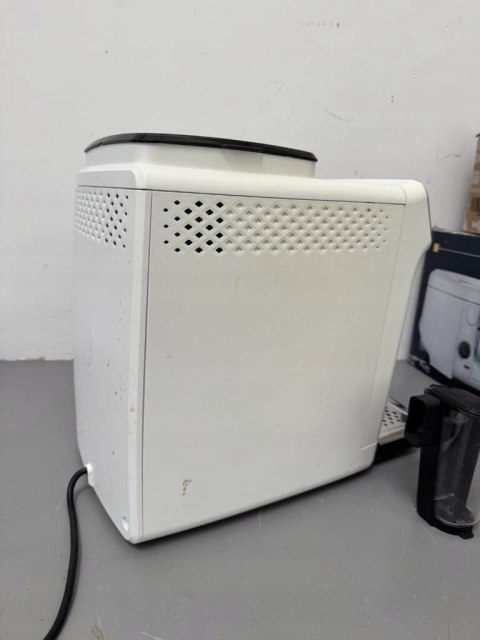 Automatyczny ekspres ciśnieniowy Philips EP3243/50 1500 W biały SERIES 3200