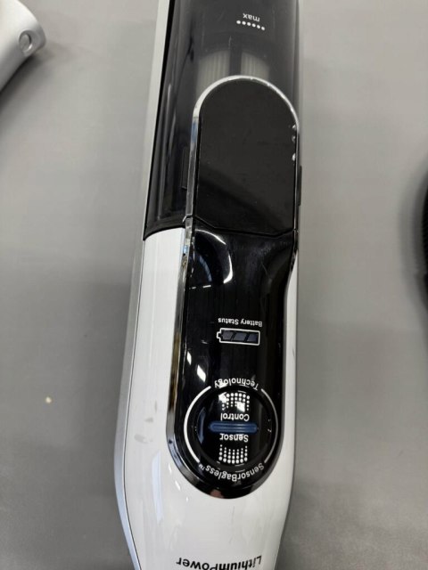 Odkurzacz pionowy Bosch BBH73260K biały