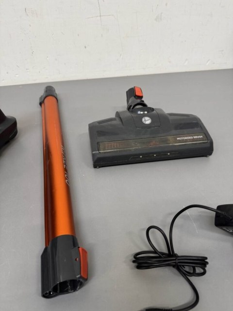 Odkurzacz pionowy Hoover H-Free 100 Pets czerwony