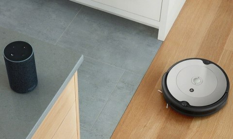 Robot sprzątający iRobot Roomba 698 czarny