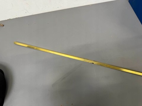 CQFD Mosiądz kąt 15x15x1,5mm 1m