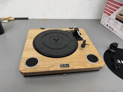 Gramofon Aiwa GBTUR-120WDMKII brązowy