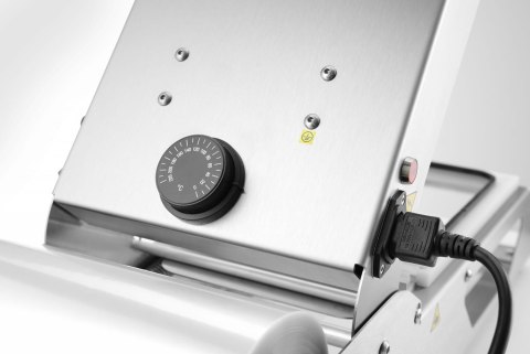 Hendi 330005 Zgrzewarka do tacek 700 W