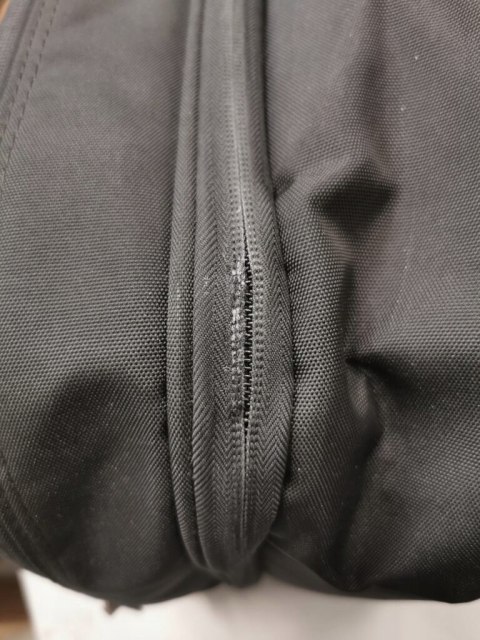 Biurotransporter Samsonite Guardit 2.0 17.3" czarna