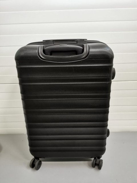 Walizka podróżna Amazon Basics 45 x 27 x 67 cm CZARNA