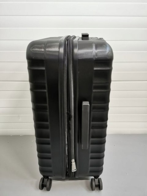 Walizka podróżna Amazon Basics 45 x 27 x 67 cm CZARNA