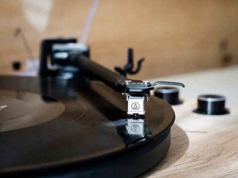 Gramofon Lenco LBT-188 brązowy