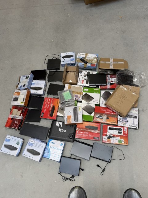 Pakiet uszkodzonych ~40 odtwarzaczy DVD / Blu-ray zwroty SONY PANASONIC