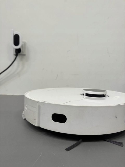 ROBOT SPRZĄTAJĄCY MOPUJĄCY + STACJA AUTOCZYSZCZĄCA DREAME L10S ULTRA