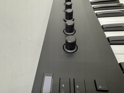 Klawiatura Native Instruments Komplete Kontrol M32