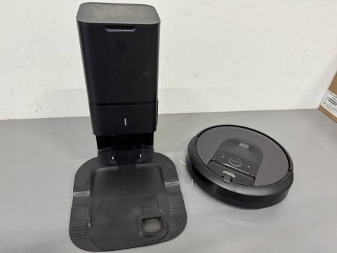 Robot sprzątający iRobot Roomba i8+ Combo (i8578) czarny