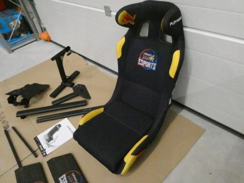 Fotel gamingowy Playseat Evolution PRO Red Bull Racing Esports